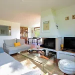 Villa Oak Windows & Wood