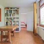 Villa Oak Windows & Wood