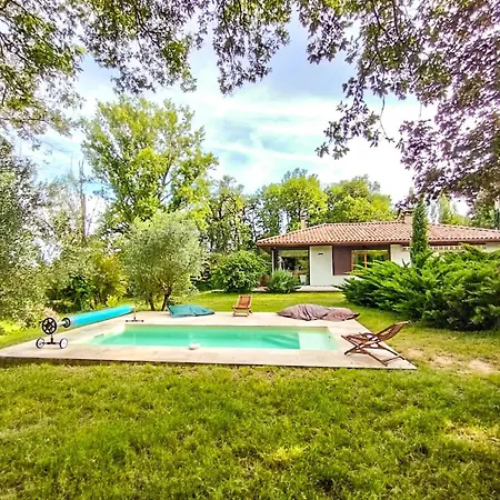 Oak Windows & Wood Vila Albi