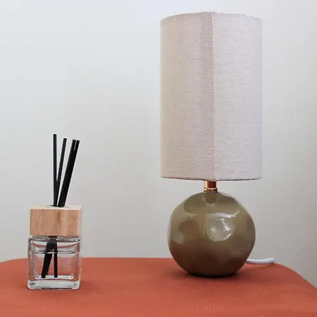 Vila Oak Windows & Wood