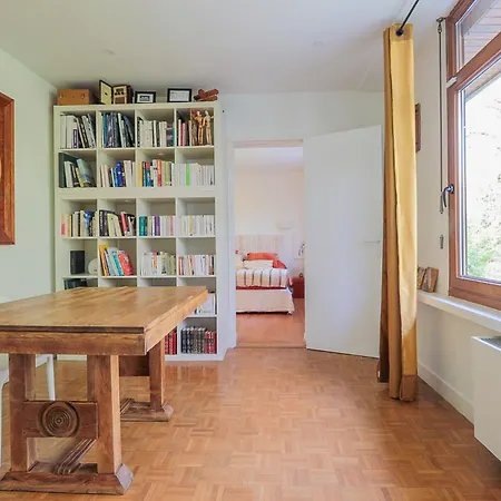 Villa Green Oak Windows & Wood