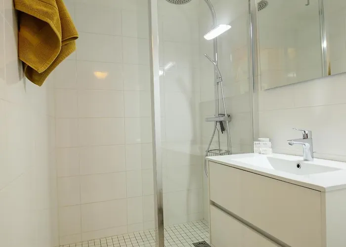 Oak Windows & Wood * Αλμπί