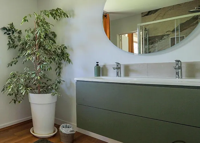 Βίλα Oak Windows & Wood *