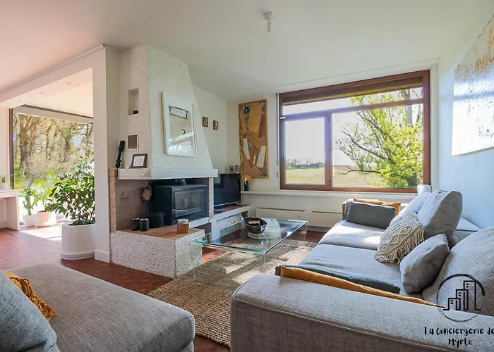 Βίλα Oak Windows & Wood *